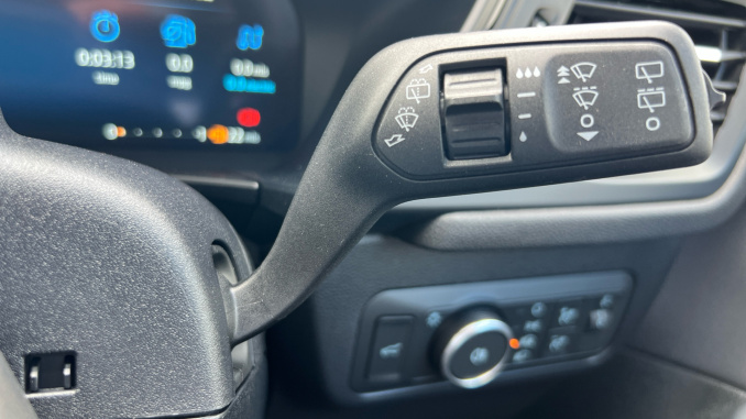 Ford Kuga 2.5 FHEV ST-Line 5dr CVT Hybrid Estate - Image 37